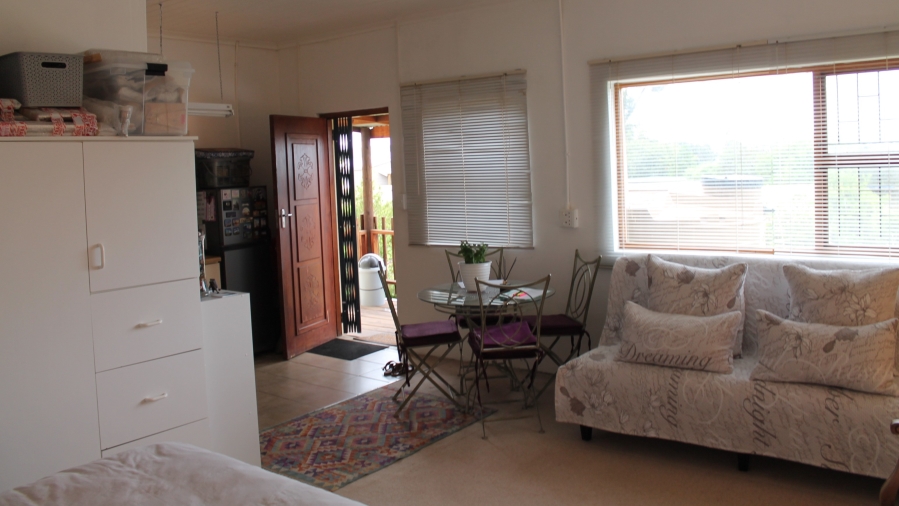 6 Bedroom Property for Sale in Napier Western Cape
